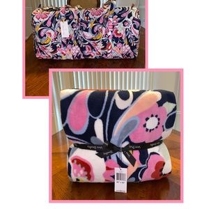 NWT Vera Bradley Large Duffel & Throw Blanket